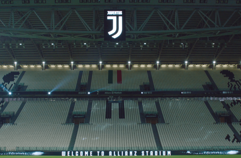 jhotel en juventus-lecce-match-at-juventus-stadium-tickets 015