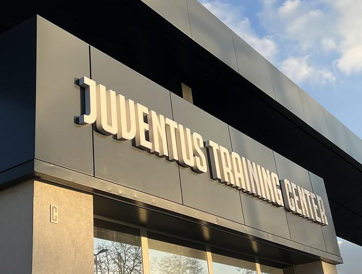 jhotel en juventus-napoli-match-stay-in-turin-with-tickets 008