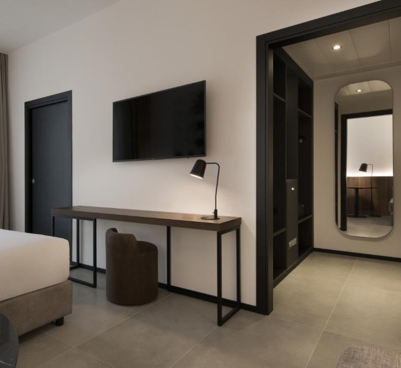 jhotel it suite-room 020